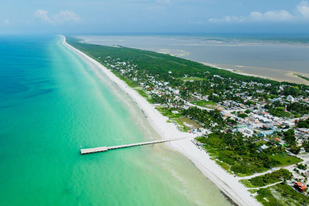 Vista panoramica costera Cancunito