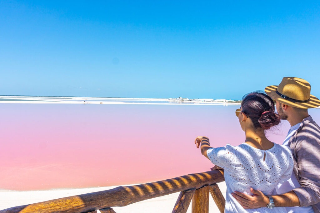 Paisaje panorámico de Las Coloradas, invitación a reconectar con la naturaleza.